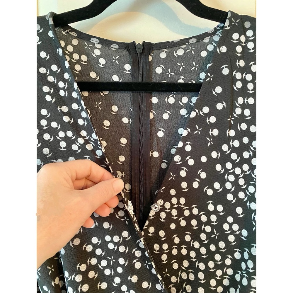 V neck romper - Picture 5 of 6